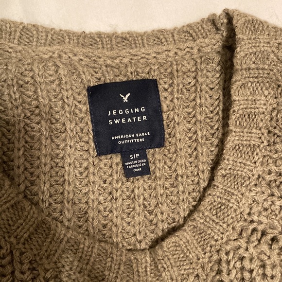 American Eagle sweater • size Small - Picture 4 of 5